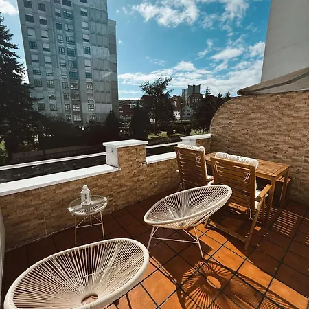 Lägenhet Casa Gilda - Con Terraza En El Centro De Oviedo